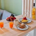 Le Garibaldi 2 - Speciale Lancement - Ideal Couple En Quete D'un Pied A Terre Confort - Animaux Acceptes - 5min A Pied Du Port - Centre - Commerces - 10min En Voiture - Wifi Hd La Seyne-sur-Mer