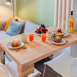 Le Garibaldi 2 - Speciale Lancement - Ideal Couple En Quete D'un Pied A Terre Confort - Animaux Acceptes - 5min A Pied Du Port - Centre - Commerces - 10min En Voiture - Wifi Hd * La Seyne-sur-Mer