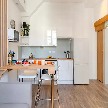 Le Garibaldi 2 - Speciale Lancement - Ideal Couple En Quete D'un Pied A Terre Confort - Animaux Acceptes - 5min A Pied Du Port - Centre - Commerces - 10min En Voiture - Wifi Hd Apartment