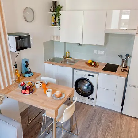 Le Garibaldi 2 - Speciale Lancement - Ideal Couple En Quete D'un Pied A Terre Confort - Animaux Acceptes - 5min A Pied Du Port - Centre - Commerces - 10min En Voiture - Wifi Hd * La Seyne-sur-Mer